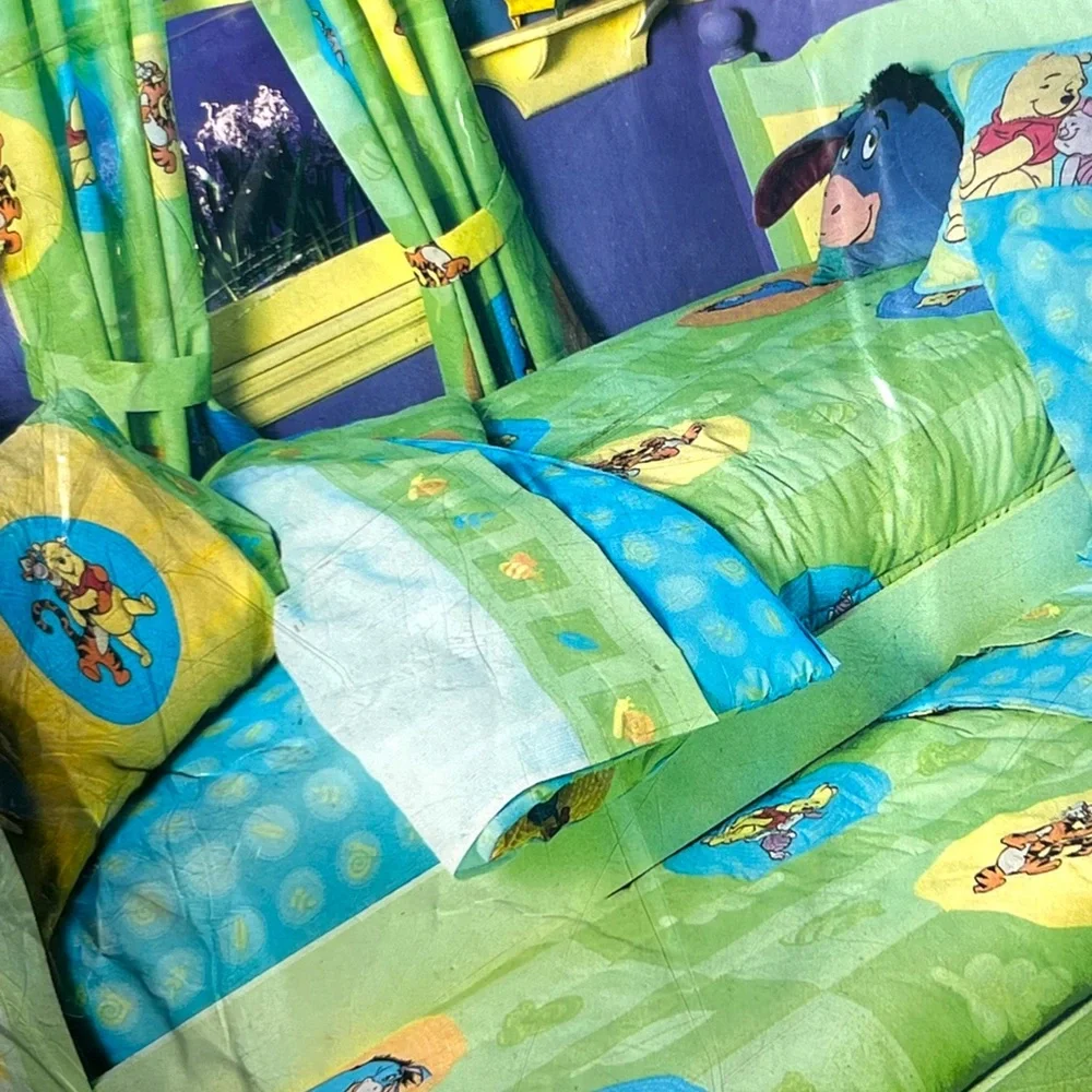 Winnie The Pooh Collection TWIN SHEET SET 3 Pieces Disney Home 1990's. NWT.
